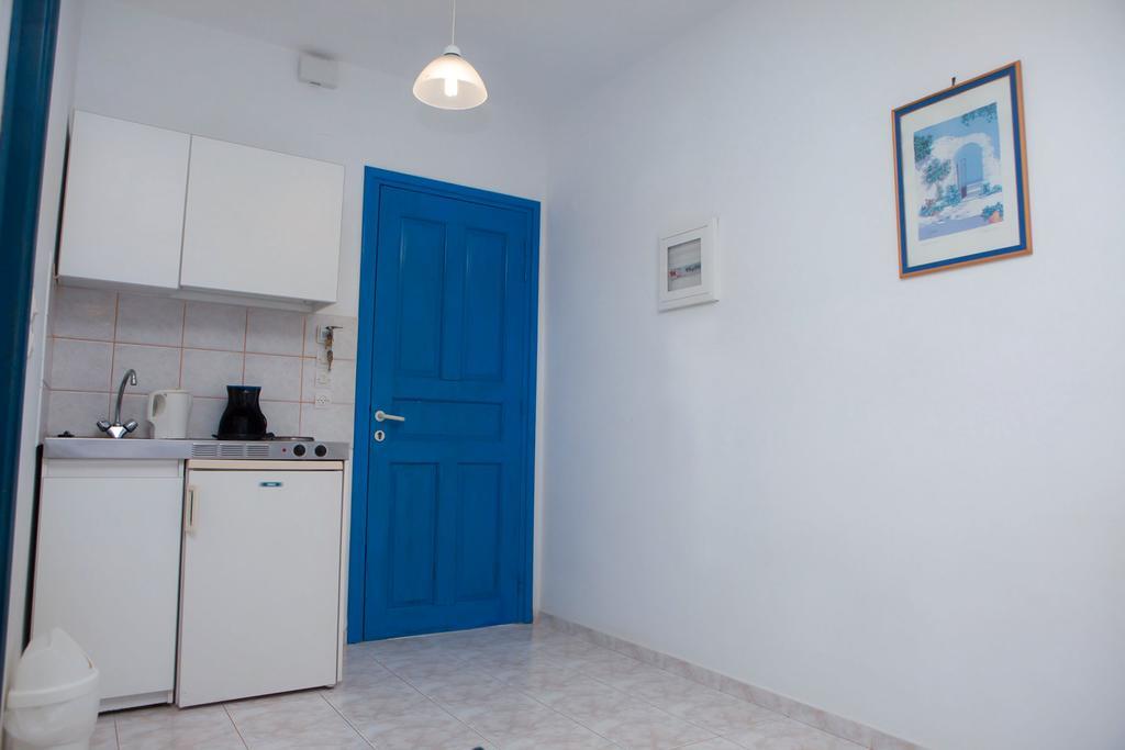 Vardes Hotel Studios Amoopí Kültér fotó
